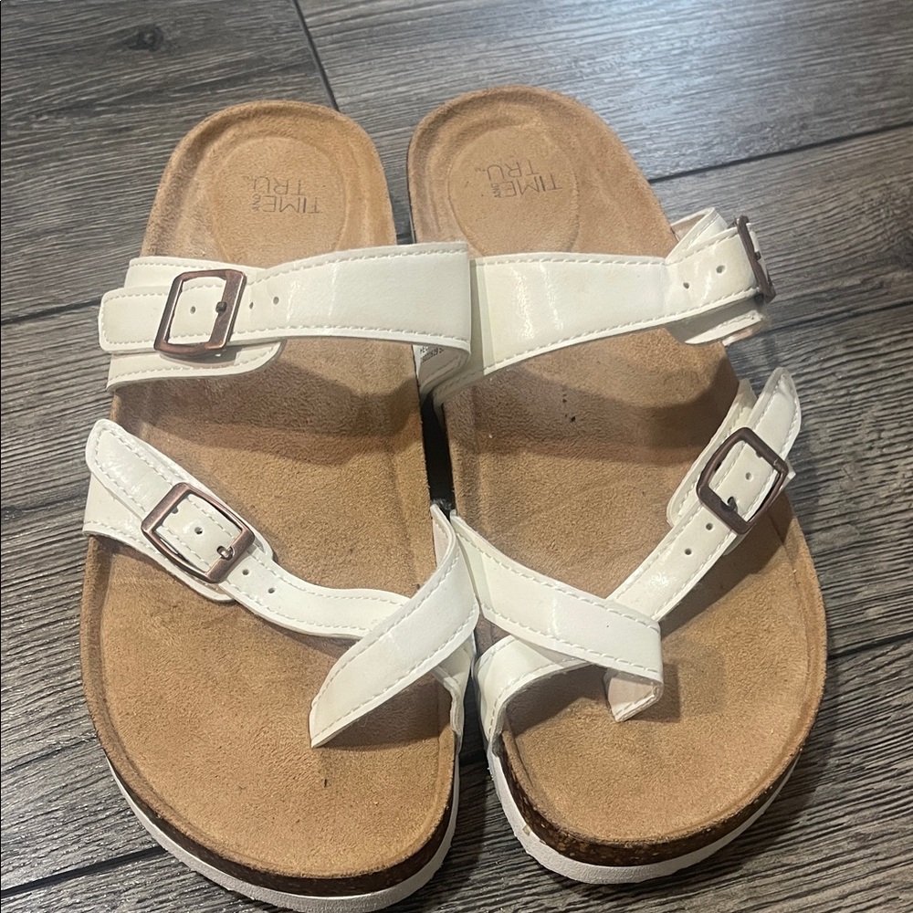 Time and Tru White Sandals
